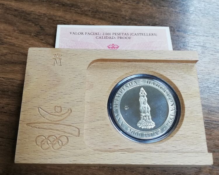 ESPANYA DE L'ANY 1990 DE 2000 PESSETES