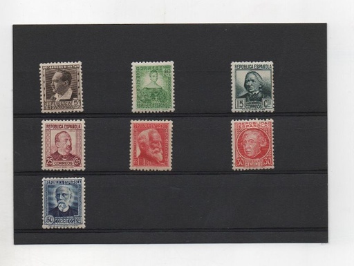 ESPAÑA DEL AÑO 1933.35 Nº 681/688 PERSONAJES **